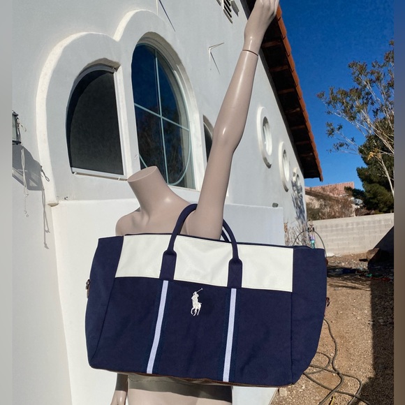 NWT Large POLO Ralph Lauren duffel bag - Picture 2 of 5